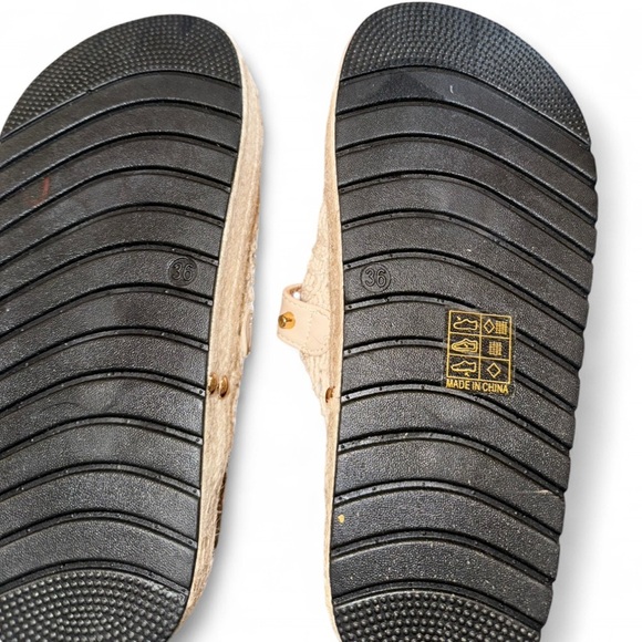 Elegant Cream Crochet Women's Slippers - Picture 4 of 5